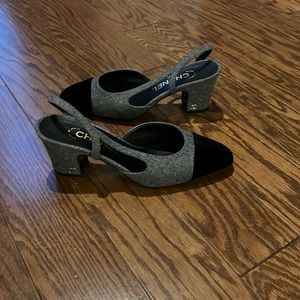Chanel two tone sling backs size 5.5 true to size